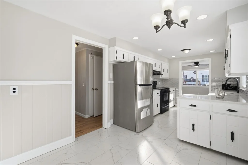 Photo of 87 Clarendon Ave
