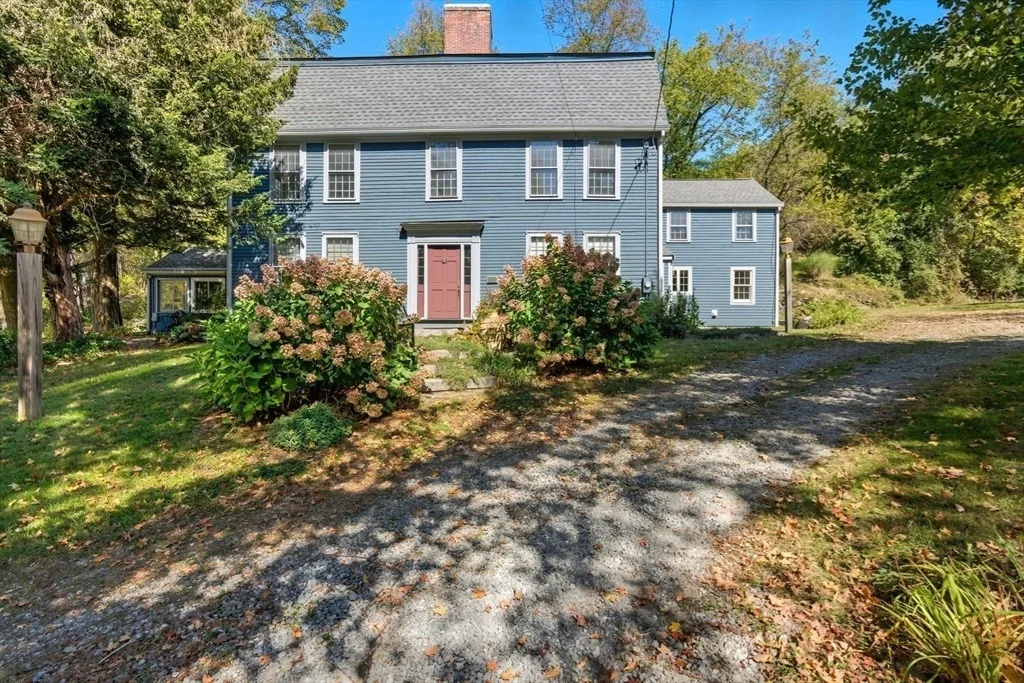Photo of 227 Boston Rd
