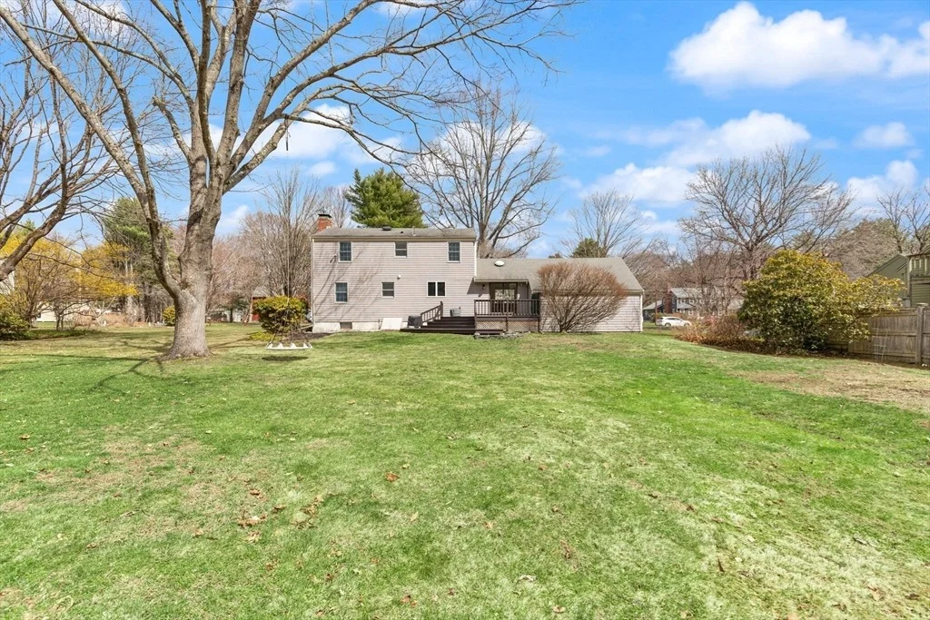 Photo of 9 Meadowview