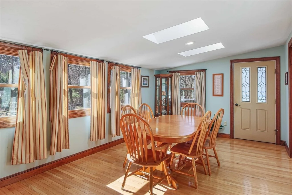 Photo of 26 Middlemost Way