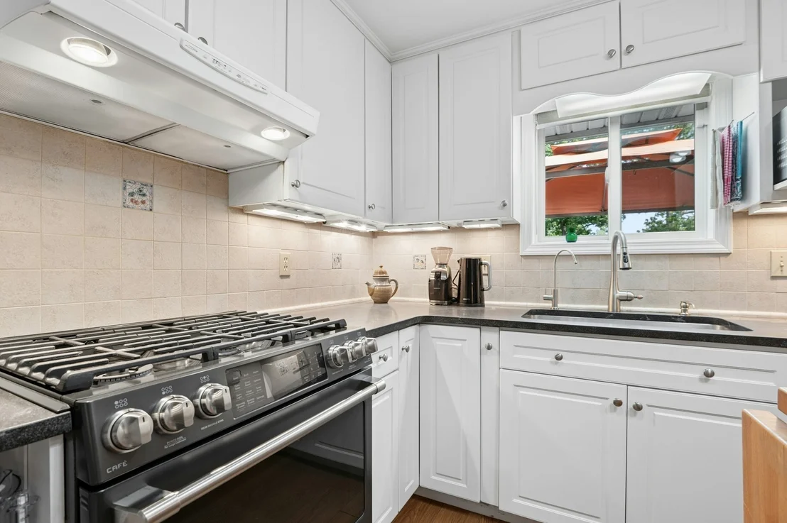 Photo of 11 Greybert Ln