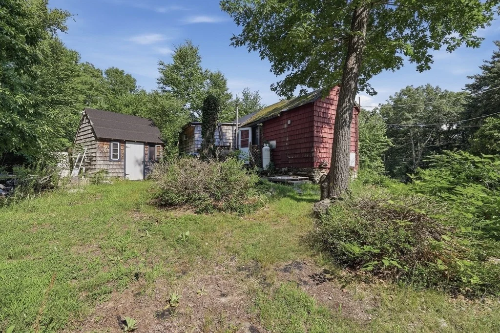 Photo of 101 Whitins Rd