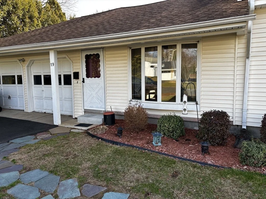 Photo of 19 Dorwin Dr