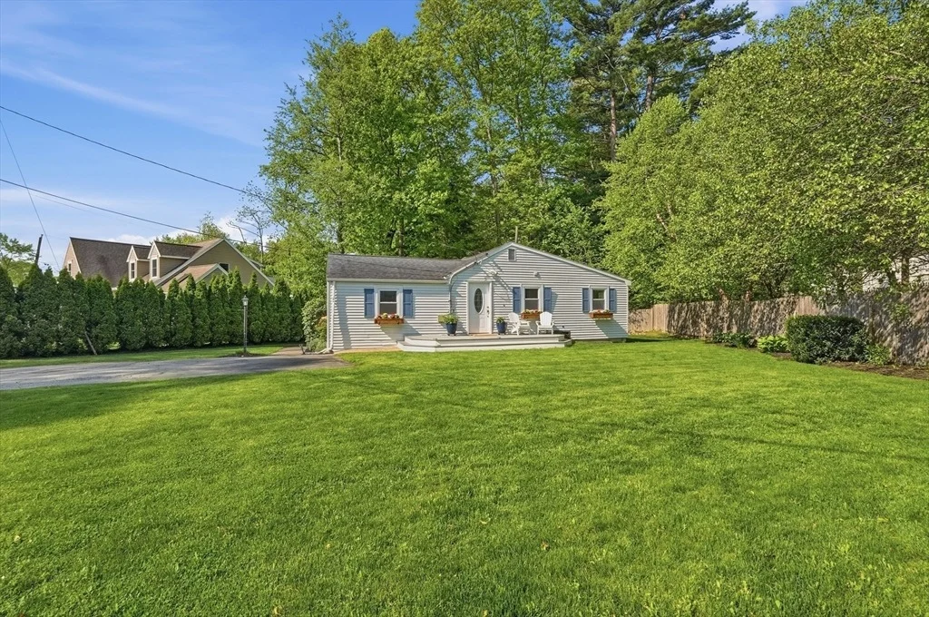 Photo of 12 Pleasant Cir