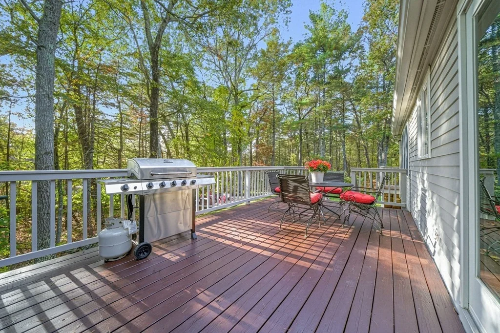 Photo of 6 Bittersweet Ln
