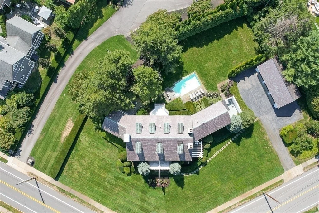 Photo of 2 Everett Ave