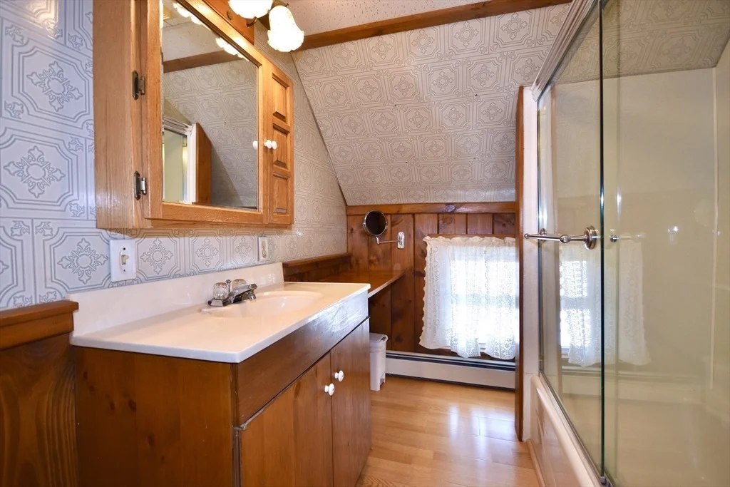 Photo of 7 Knowles Ave
