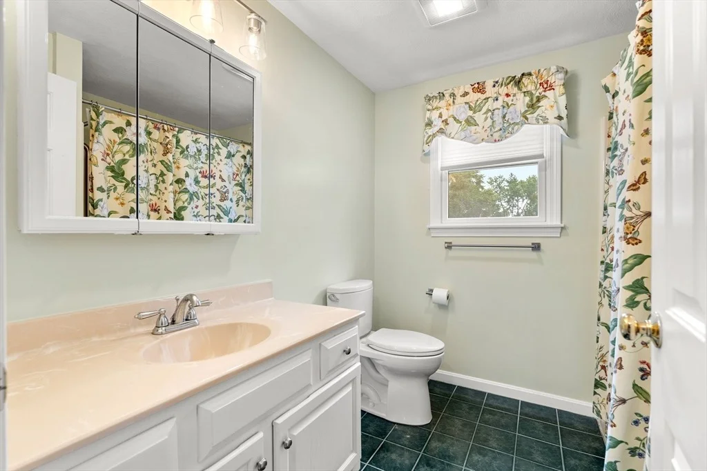 Photo of 25 Glen Drive
