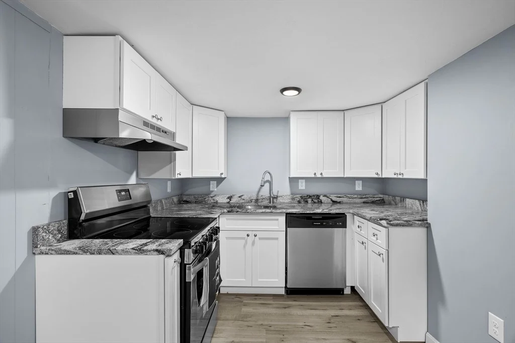 Photo of 24 Cote Ln