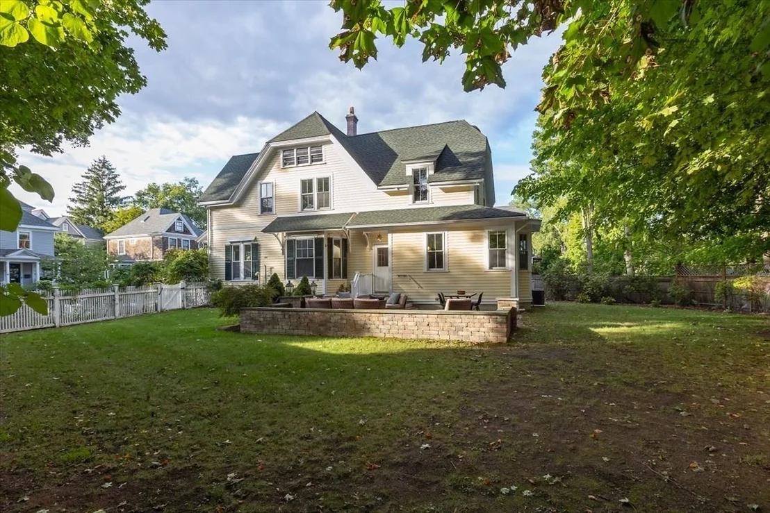 Photo of 16 Abbott Street