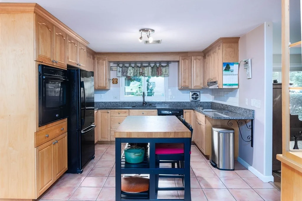 Photo of 49 Barry Rd