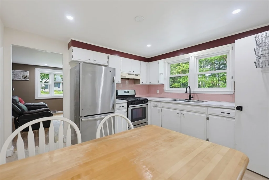 Photo of 304 Primrose Hill Rd