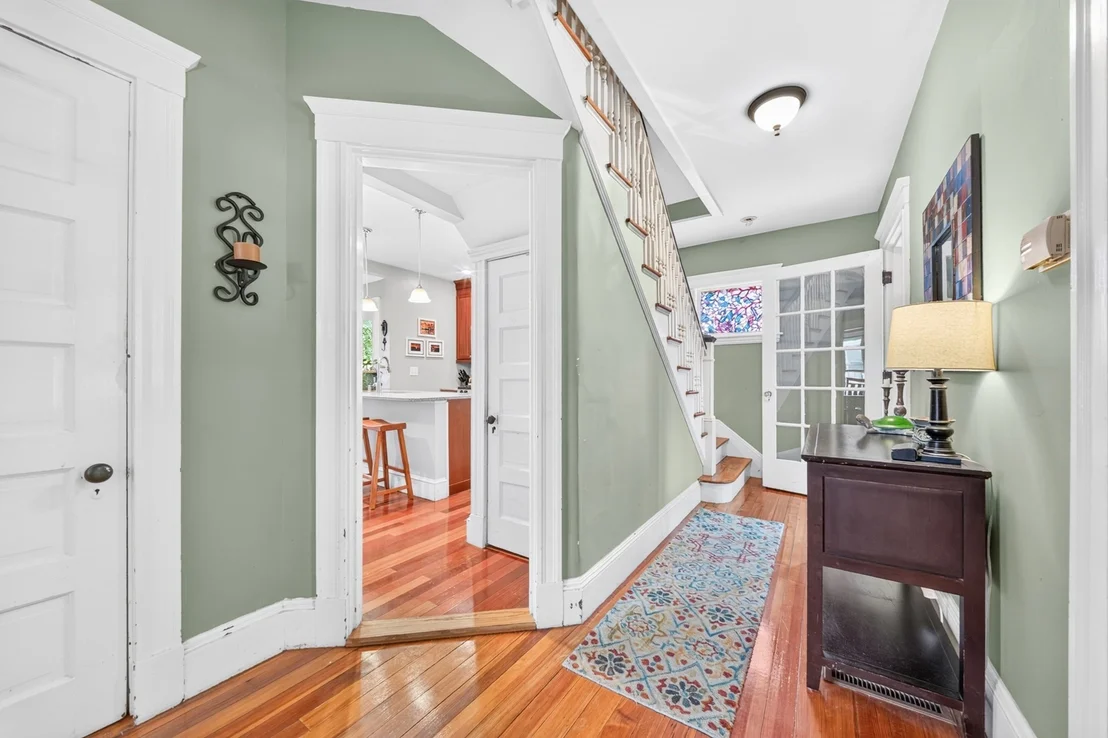 Photo of 41 Emerson Rd