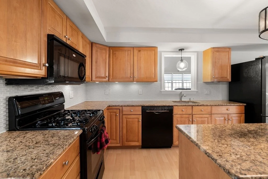 Photo of 35 Nelson Dr