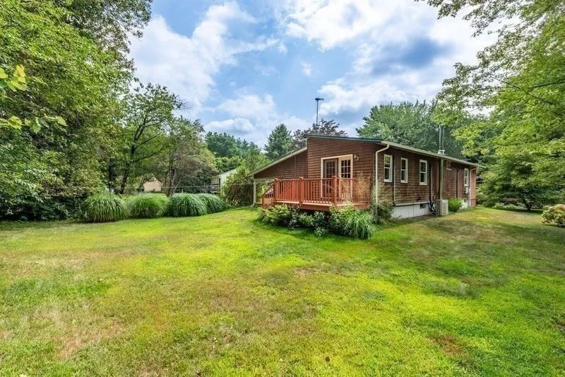 Photo of 110 Grantwood Dr