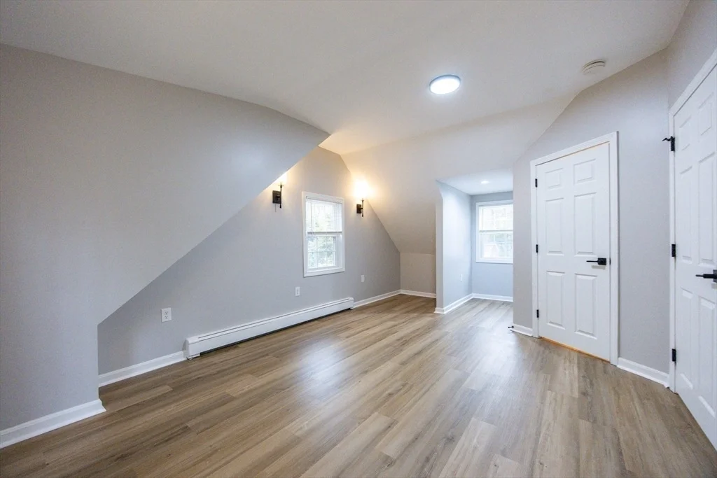 Photo of 66 Oak St