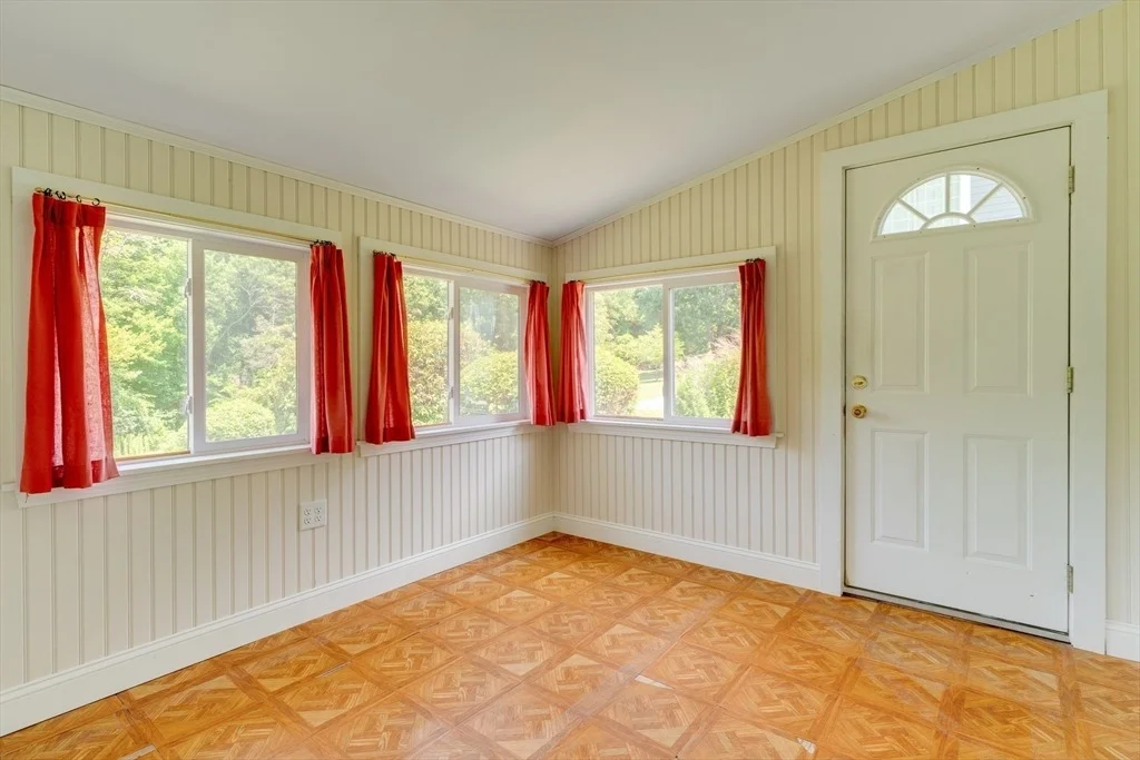 Photo of 44 Ridgewood Rd