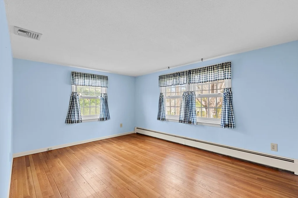 Photo of 8 Maraspin Rd