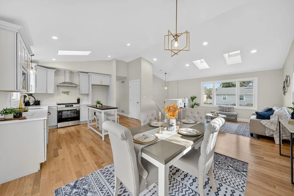 Photo of 48 Valley View Dr
