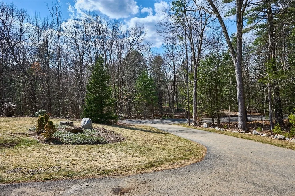 Photo of 471 Flat Hills Rd