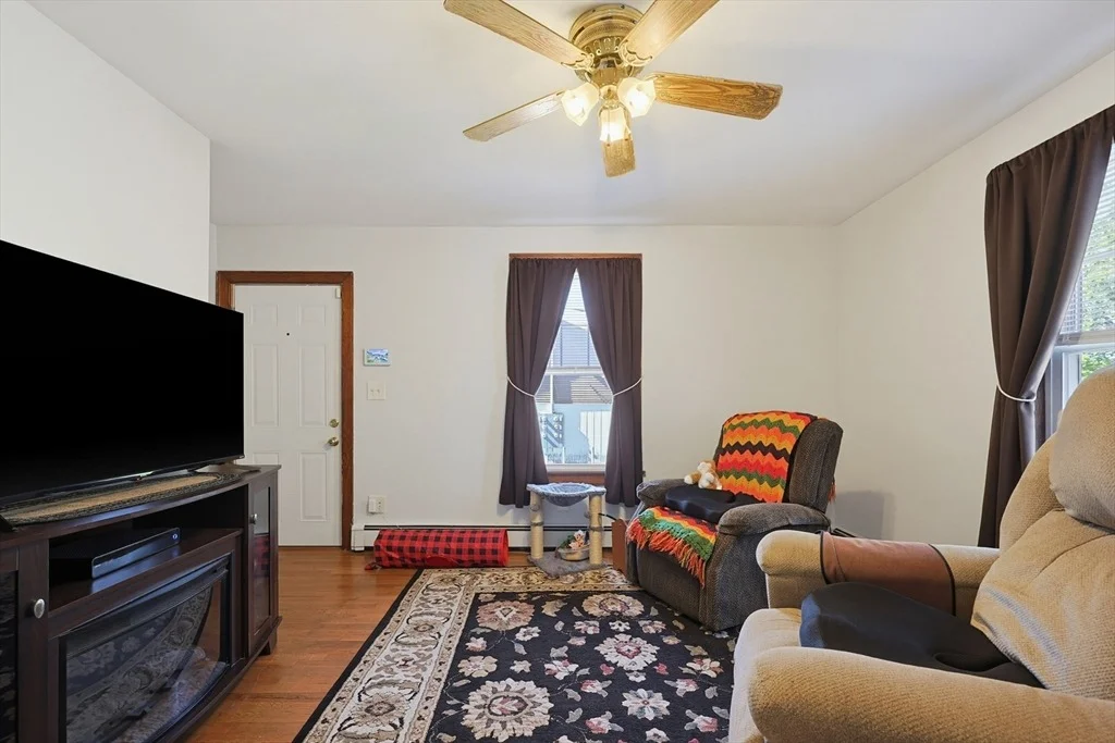 Photo of 16 Lakeview St