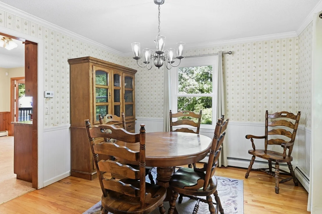 Photo of 4 Edson Dr