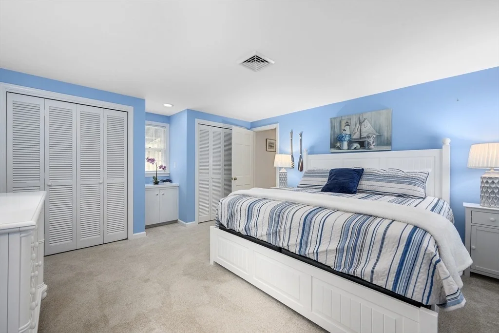 Photo of 5 Hinckley Circle