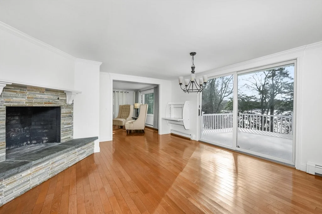 Photo of 103 Pine Tree Dr
