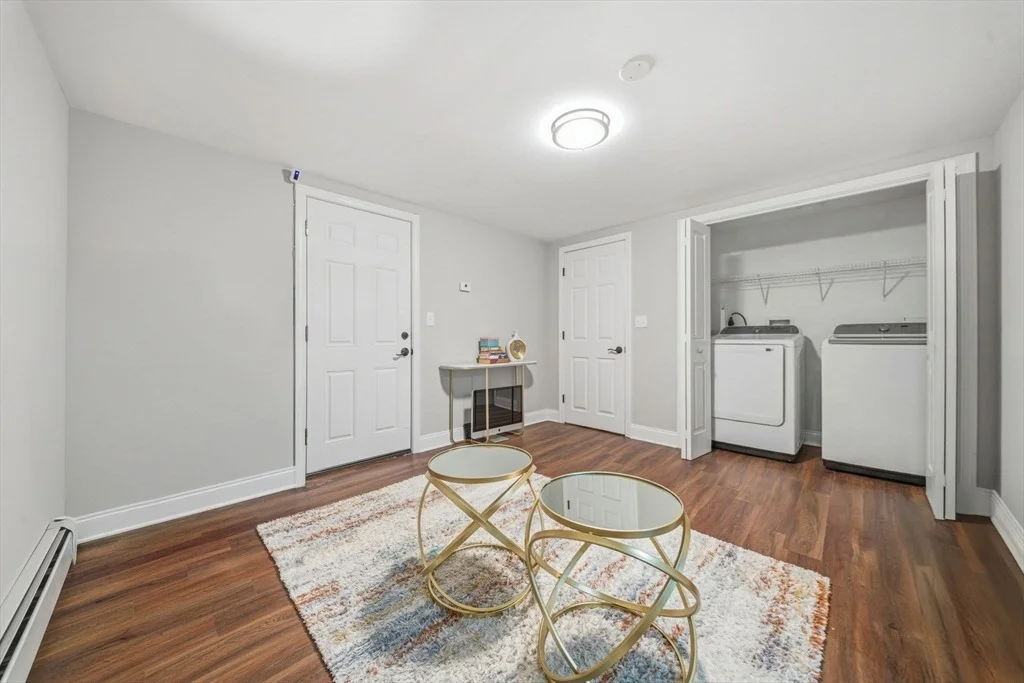 Photo of 30 Glendale Ave