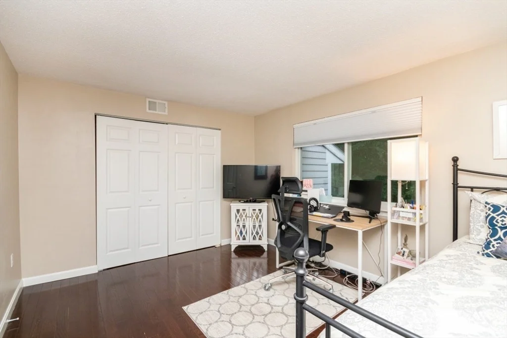 Photo of Unit F at 3 Beals Cove