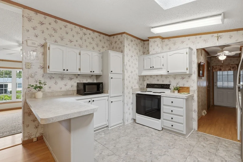 Photo of 33 Bayberry Drive
