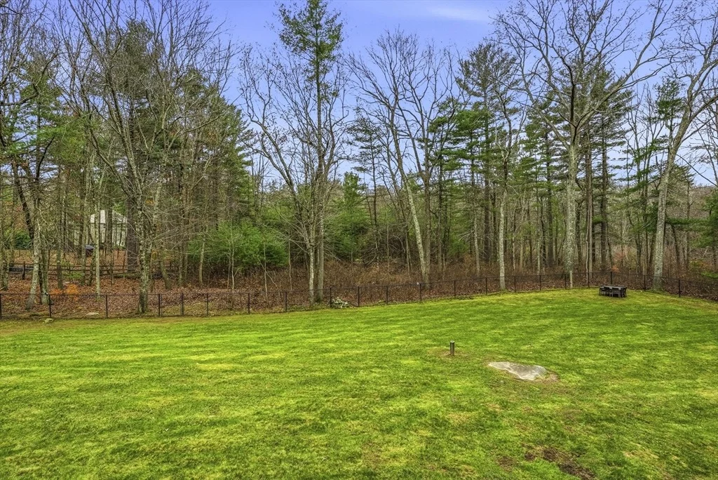 Photo of 20 Thayer Rd