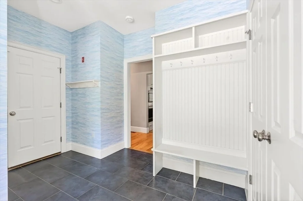 Photo of 3 Brattle Rd