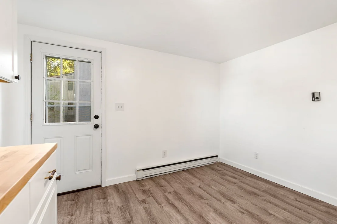 Photo of 35 Cedar Rd