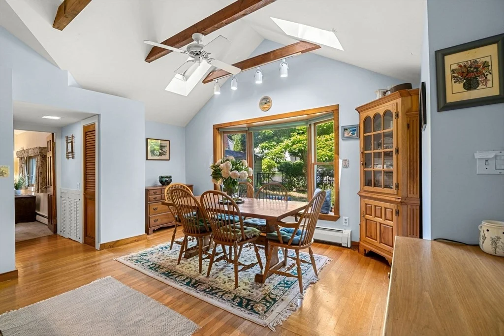 Photo of 21 Preston Beach Rd