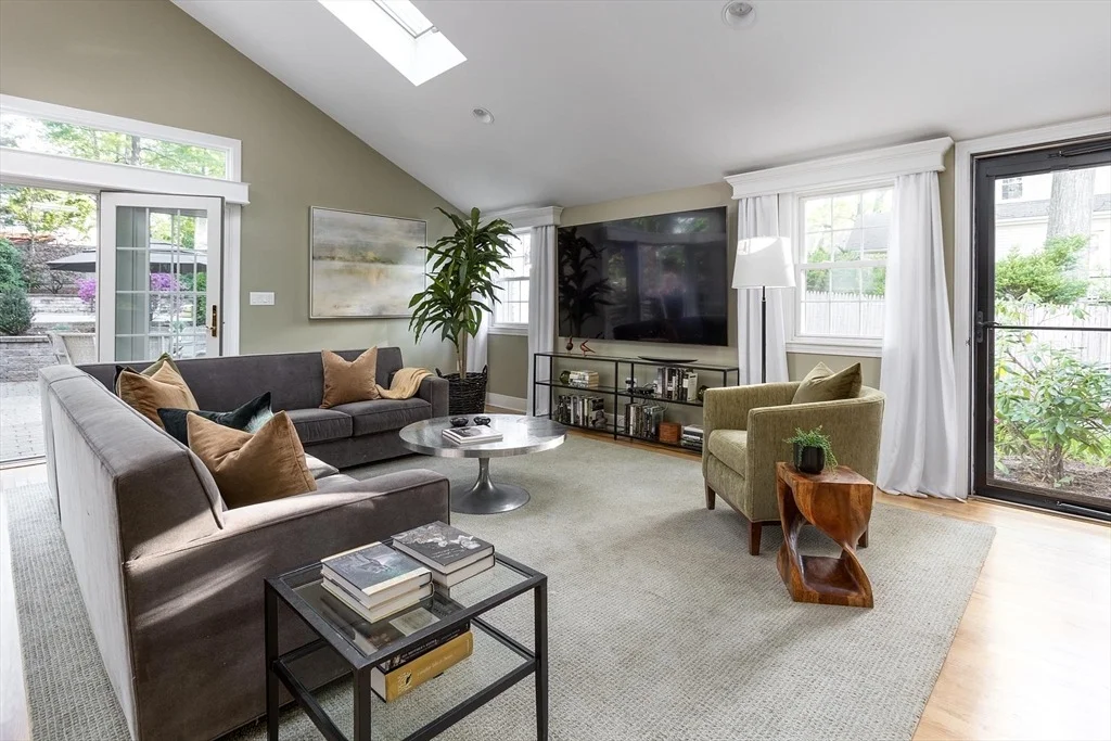 Photo of 27 Roundwood Rd