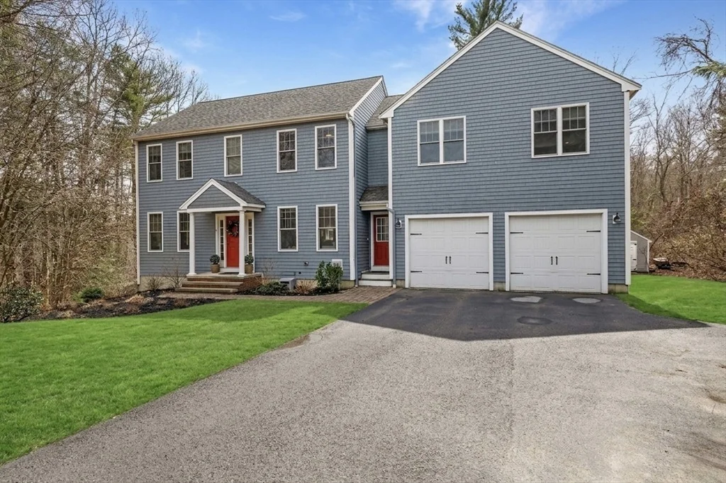 Photo of 9 Great Acres Dr