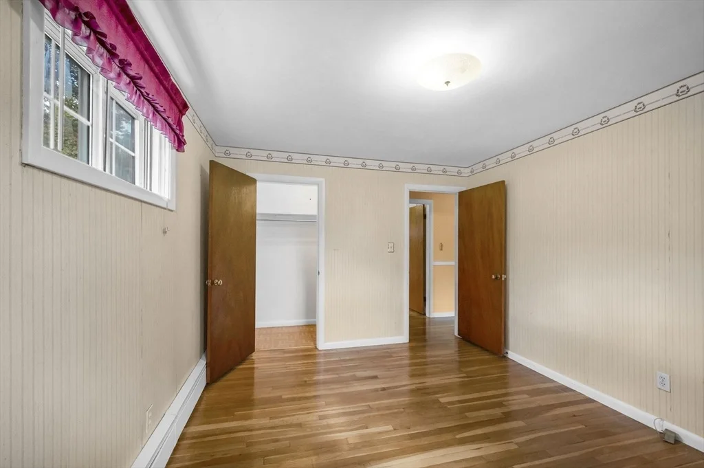 Photo of 116 Longmeadow Ave
