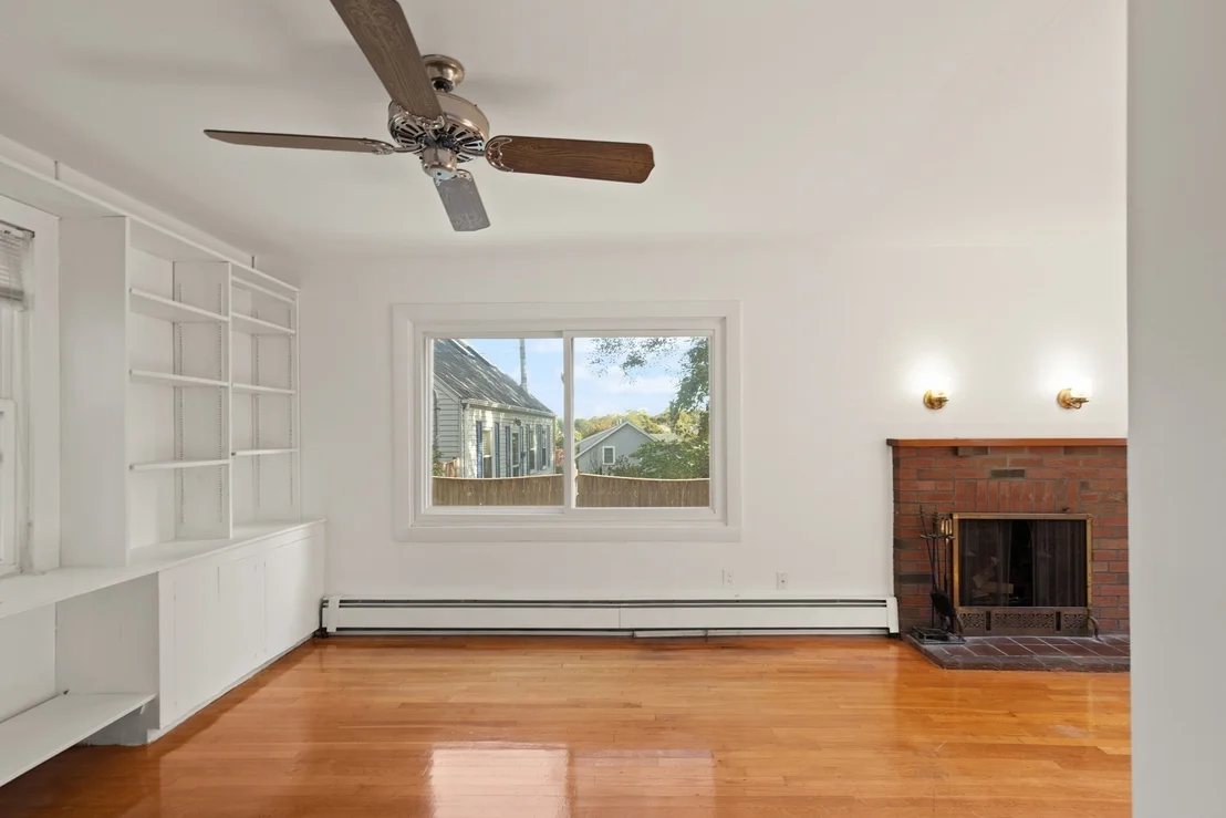 Photo of 21 Goldsmith Ave