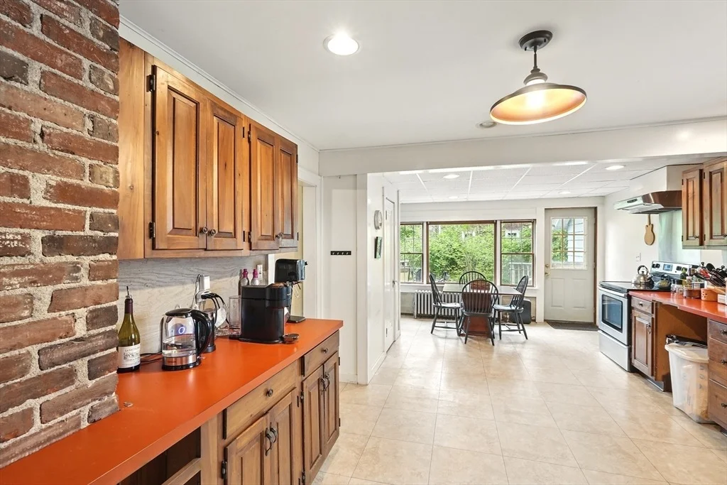 Photo of 20 Ferrante Avenue