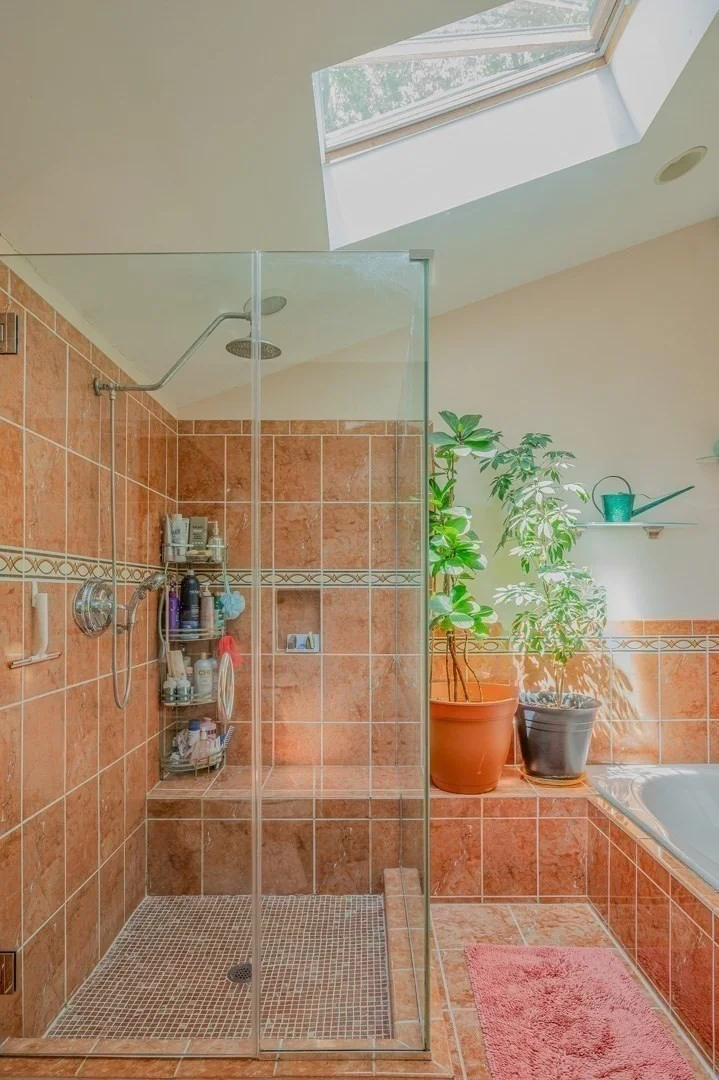 Photo of 558 Spring St