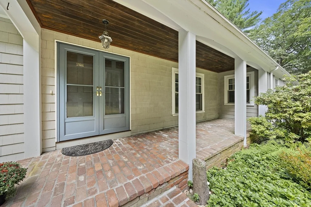 Photo of 10 Green Ln