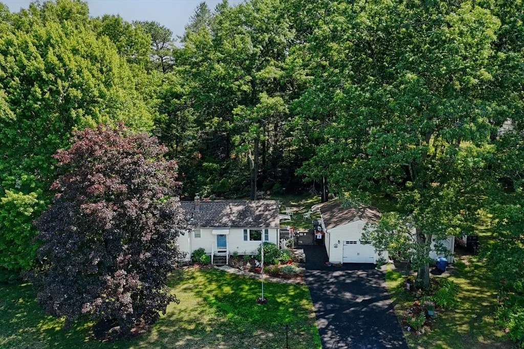 Photo of 64 Brigham Rd