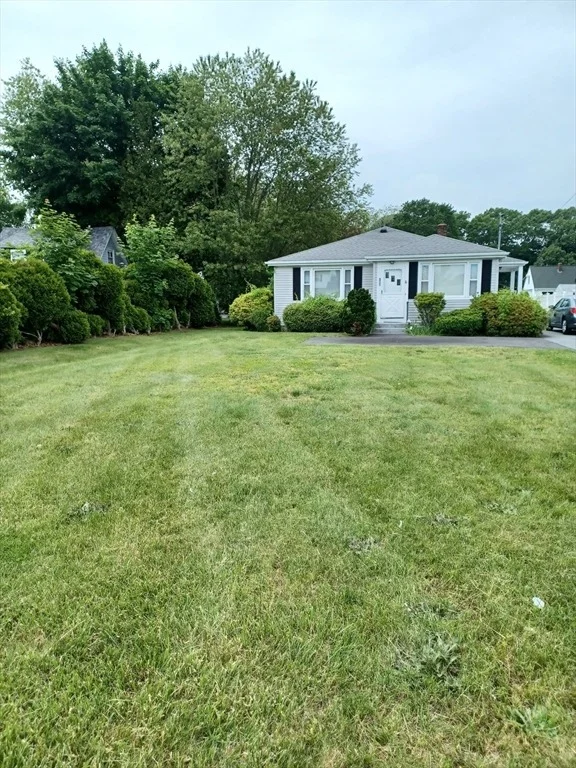 Photo of 822 N. Eastern Ave