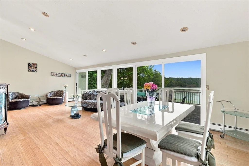 Photo of 79 Pond Cir