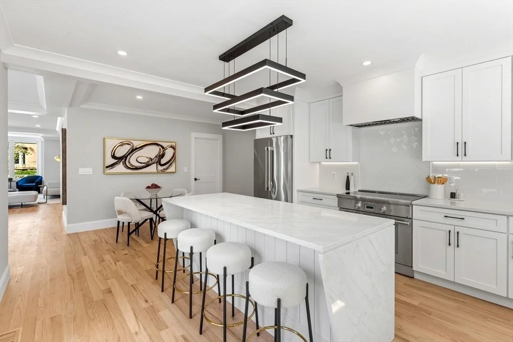 Photo of 27 Lewis Avenue