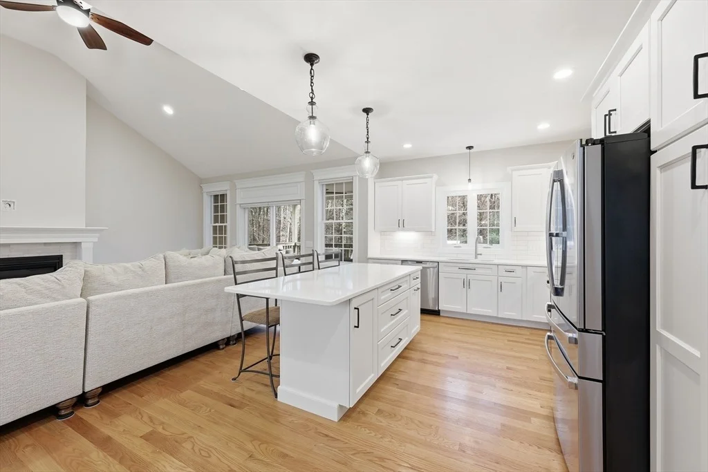 Photo of 28 Sycamore Cir