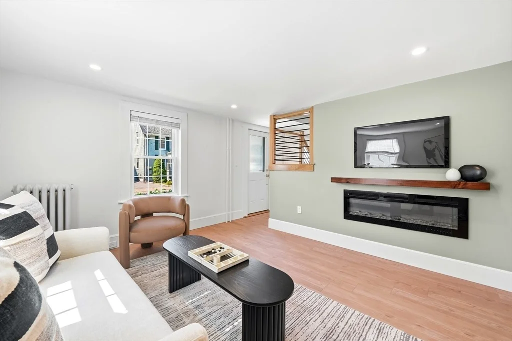 Photo of 46 Clark St