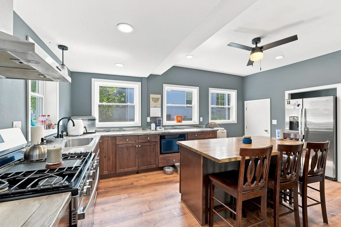 Photo of 23 Elm Ave