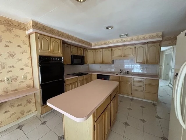 Photo of 16 Anglewood Lane